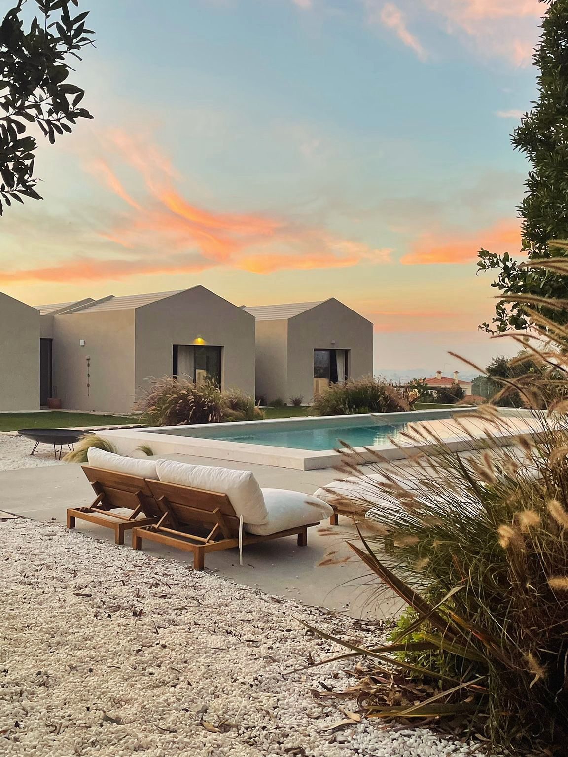 Portugal retreat surf retraite yoga blue mind travel outdoor nature best place must go